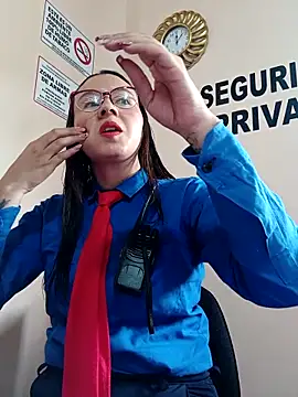 Hannah-colx online show from October 2025 04:06:02 PM