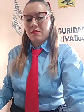 Hannah-colx online show from April 2026 06:08:02 PM