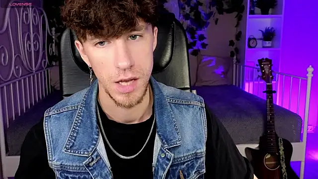 mark caron online show from October 2025 08:07:02 PM