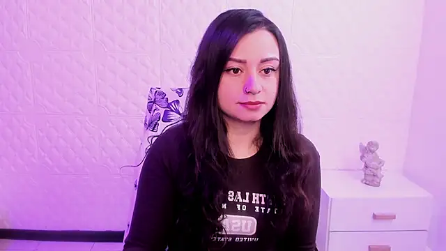 Eva Roussell online show from February 2026 01:20:02 PM