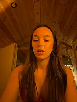 LillieOlive online show from October 2025 08:53:02 PM