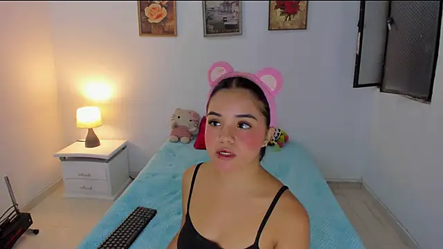 Valeri 13 online show from October 2025 03:34:01 AM