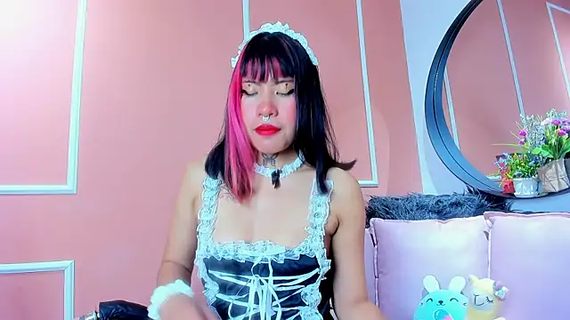 Georgina Astor online show from April 2026 03:46:02 AM