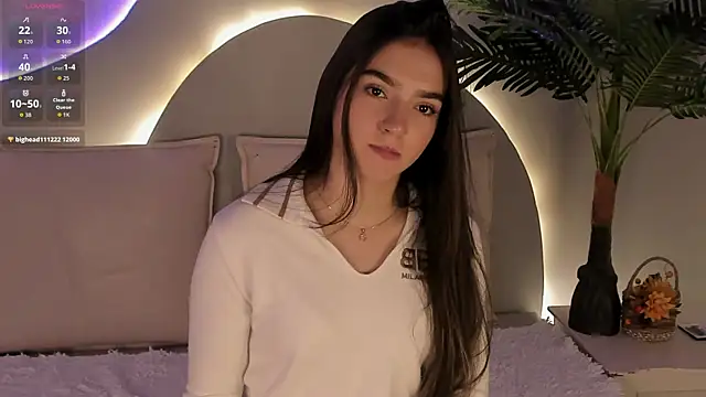 Snapshot of Aleska_romanov_ chatting on October 2025 12:25:01 PM Aleska romanov online show from October 2025 12:25:01 PM