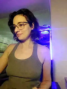 Tomiriss online show from September 2025 09:59:02 PM