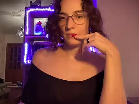 Tomiriss online show from September 2025 12:22:02 AM