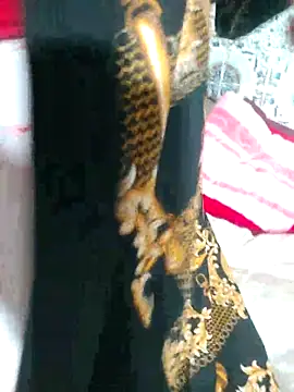 Snapshot of Hot-lino chatting on November 2025 07:36:03 PM Hot-lino online show from November 2025 07:36:03 PM