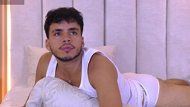 AlexanderJordan online show from October 2025 10:23:02 PM