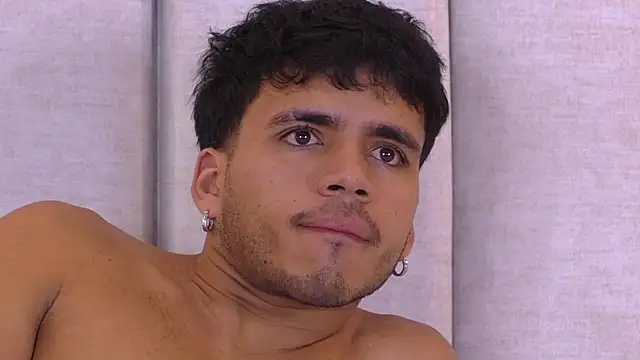 AlexanderJordan online show from November 2025 12:21:02 AM