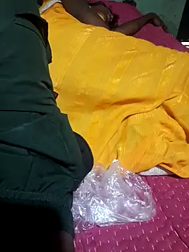 parmila203 online show from April 2026 07:11:01 AM