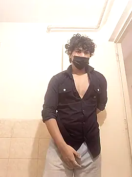 Snapshot of Goodmens5 chatting on October 2025 09:17:02 AM Goodmens5 online show from October 2025 09:17:02 AM