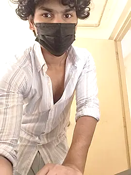 Snapshot of Goodmens5 chatting on October 2025 07:33:01 AM Goodmens5 online show from October 2025 07:33:01 AM