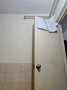 Snapshot of Goodmens5 chatting on December 2025 01:27:01 PM Goodmens5 online show from December 2025 01:27:01 PM