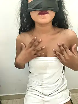 Snapshot of Sexy-BF_GF chatting on September 2025 07:19:01 AM Sexy-BF GF online show from September 2025 07:19:01 AM