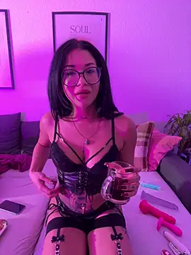 realjessappeal online show from December 2025 07:00:01 PM