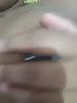 nessinha12 online show from September 2025 05:45:02 PM