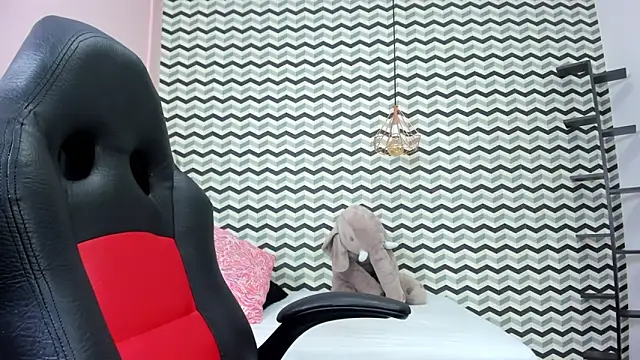 MOLLYSPENCER1 online show from October 2025 07:25:01 PM