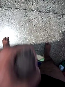 Snapshot of Hyd-bad-boy-25 chatting on September 2025 04:06:01 AM Hyd-bad-boy-25 online show from September 2025 04:06:01 AM