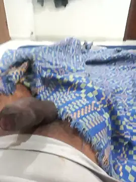 Snapshot of Hyd-bad-boy-25 chatting on January 2026 07:04:02 PM Hyd-bad-boy-25 online show from January 2026 07:04:02 PM