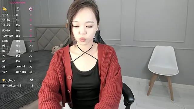 Snapshot of Yunleah chatting on October 2025 02:53:02 AM Yunleah online show from October 2025 02:53:02 AM