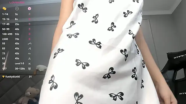 Snapshot of Yunleah chatting on October 2025 02:23:02 AM Yunleah online show from October 2025 02:23:02 AM