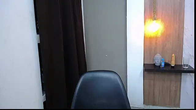 Snapshot of honeymoon_12 chatting on September 2025 03:32:01 AM honeymoon 12 online show from September 2025 03:32:01 AM