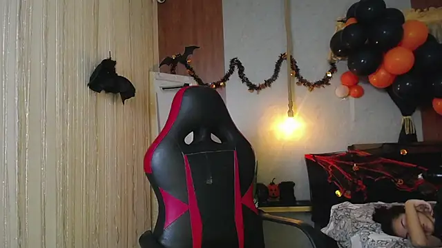 Snapshot of honeymoon_12 chatting on October 2025 02:56:01 AM honeymoon 12 online show from October 2025 02:56:01 AM