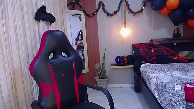 Snapshot of honeymoon_12 chatting on November 2025 05:20:02 AM honeymoon 12 online show from November 2025 05:20:02 AM