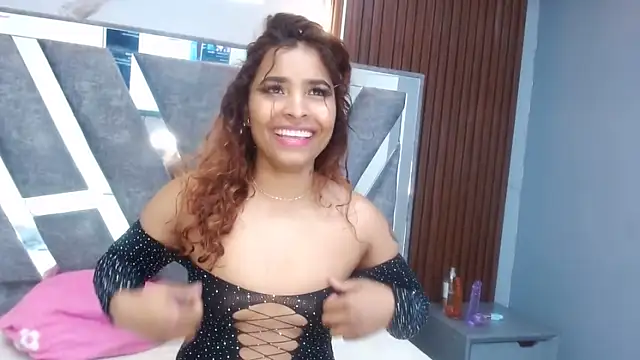 sabrina roosa online show from November 2025 11:47:02 AM