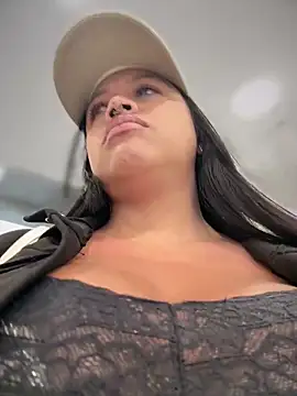 -Mia1 online show from April 2026 12:17:01 PM