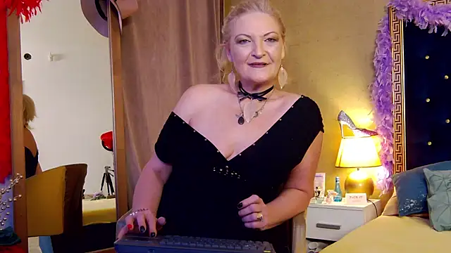 Snapshot of Allura_Jenson chatting on June 2026 09:24:01 PM Allura Jenson online show from June 2026 09:24:01 PM