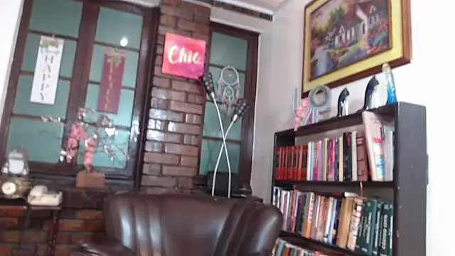 emma ayala online show from September 2025 07:15:02 PM