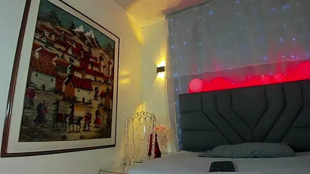 emma ayala online show from October 2025 07:10:02 PM