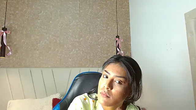 babilett online show from November 2025 11:43:02 AM