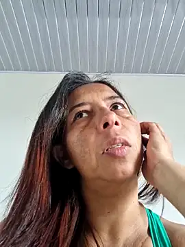 maleja23 online show from September 2025 02:39:02 PM