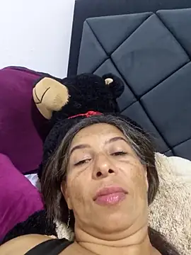 maleja23 online show from September 2025 12:25:01 AM