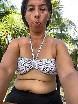 maleja23 online show from November 2025 08:19:01 PM