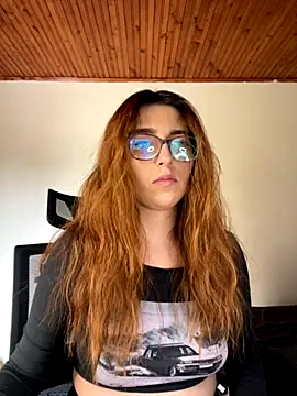 CoraVibes online show from September 2025 07:52:01 PM