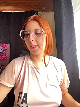 CoraVibes online show from October 2025 12:58:01 PM