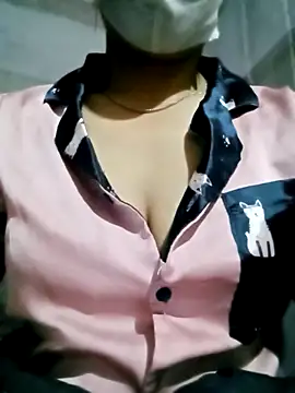 Snapshot of lomi-79 chatting on September 2025 01:39:01 AM lomi-79 online show from September 2025 01:39:01 AM