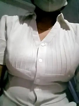 Snapshot of lomi-79 chatting on September 2025 03:56:02 PM lomi-79 online show from September 2025 03:56:02 PM