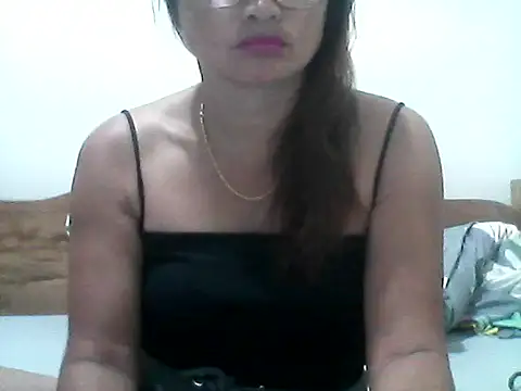 nathalie0045 online show from February 2026 07:10:02 AM