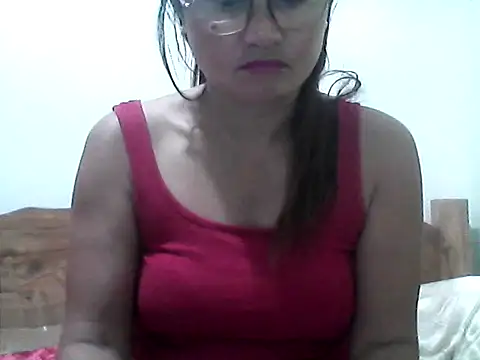 Snapshot of nathalie0045 chatting on June 2026 09:37:02 PM nathalie0045 online show from June 2026 09:37:02 PM