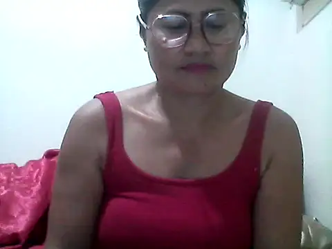 Snapshot of nathalie0045 chatting on June 2026 09:54:01 AM nathalie0045 online show from June 2026 09:54:01 AM