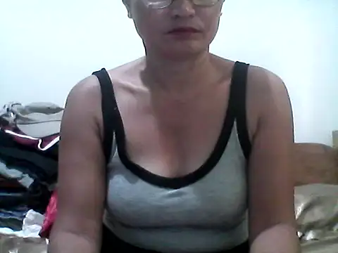 Snapshot of nathalie0045 chatting on June 2026 10:30:02 PM nathalie0045 online show from June 2026 10:30:02 PM
