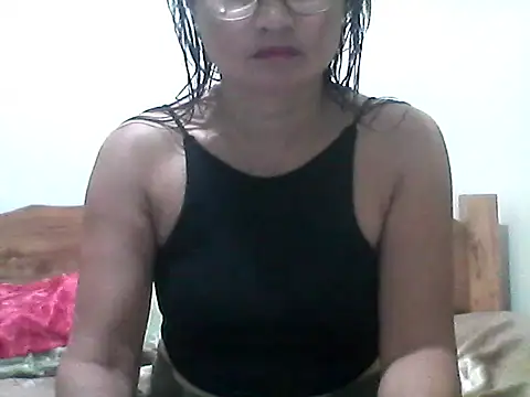 nathalie0045 online show from June 2026 10:28:02 AM