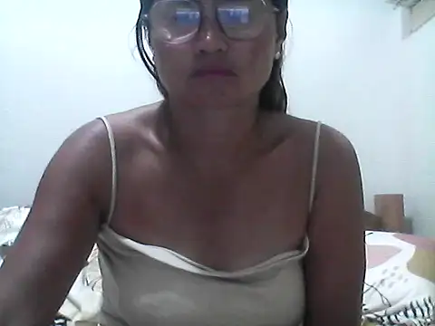 nathalie0045 online show from June 2026 10:22:01 PM
