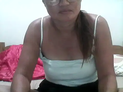 nathalie0045 online show from July 2026 11:18:01 PM