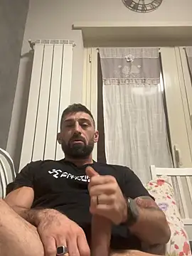 GmGit online show from November 2025 05:18:02 AM