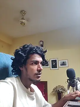 thecatfish online show from October 2025 04:39:01 PM